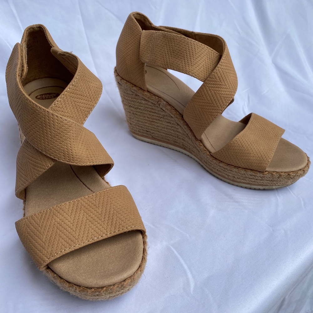 LIKE NEW Dr. Scholls Espadrille Wedges